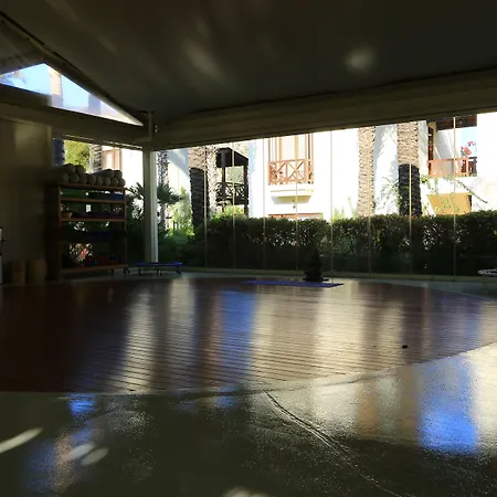 The Lifeco Bodrum Well-being Detox Center And Vegan (adults Only) מלון